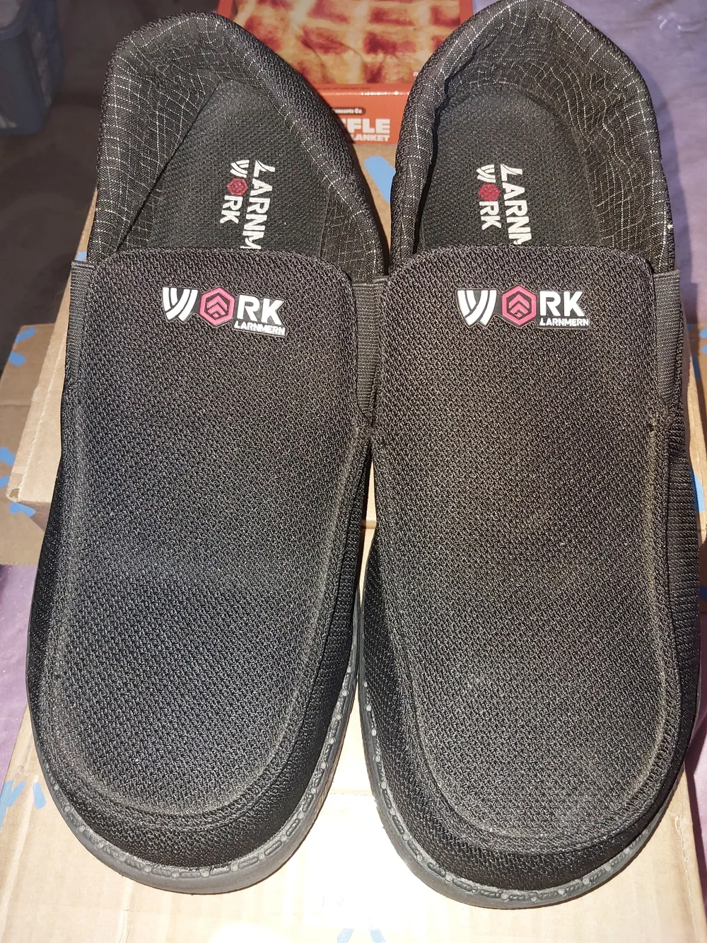 larnmern comfortable men
